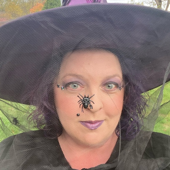 Meet your Posher, Cassandra - Picture 8 of 8